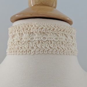 Vintage Ivory Lace Choker Necklace